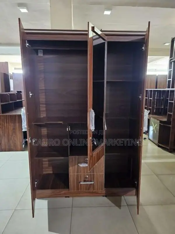 New Melamine 3 Door Wardrobe Mirror 6*4ft Cupboard