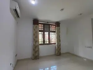 Luxury 3-Storey House for Rent in Pannipitiya