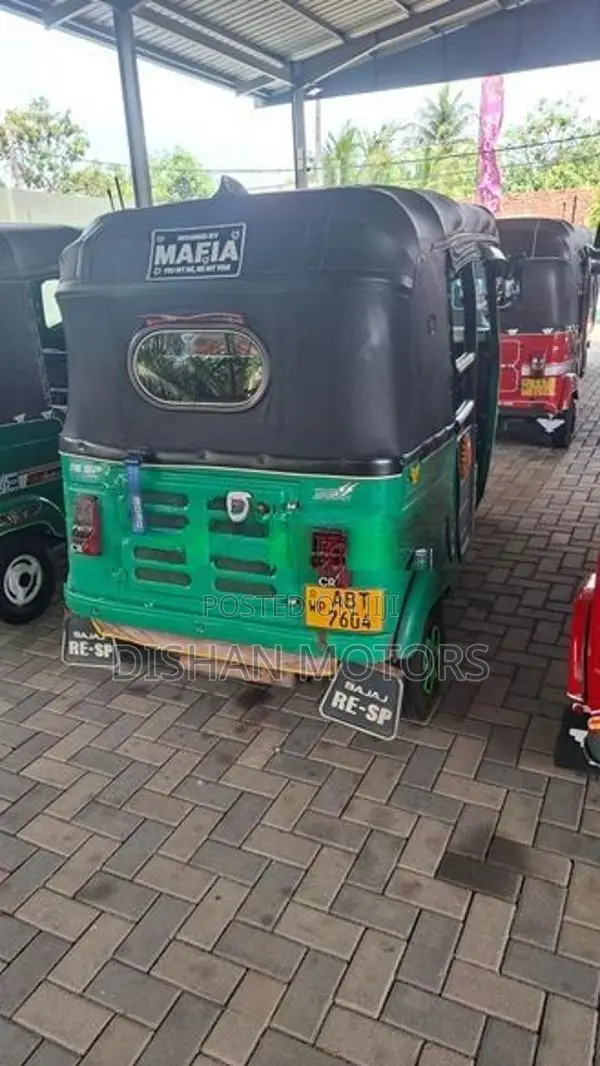 Bajaj RE 4Stroke 2019