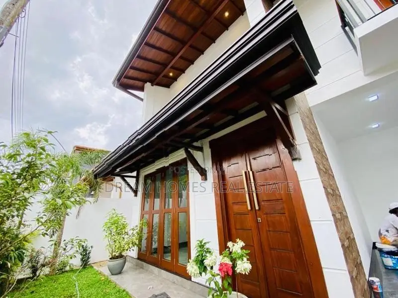 Brand New Luxury House Sale Kahantota Road, Malabe