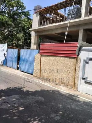 2 BR Apartment -Colombo 6