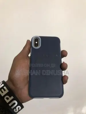 Apple iPhone XS (Used)