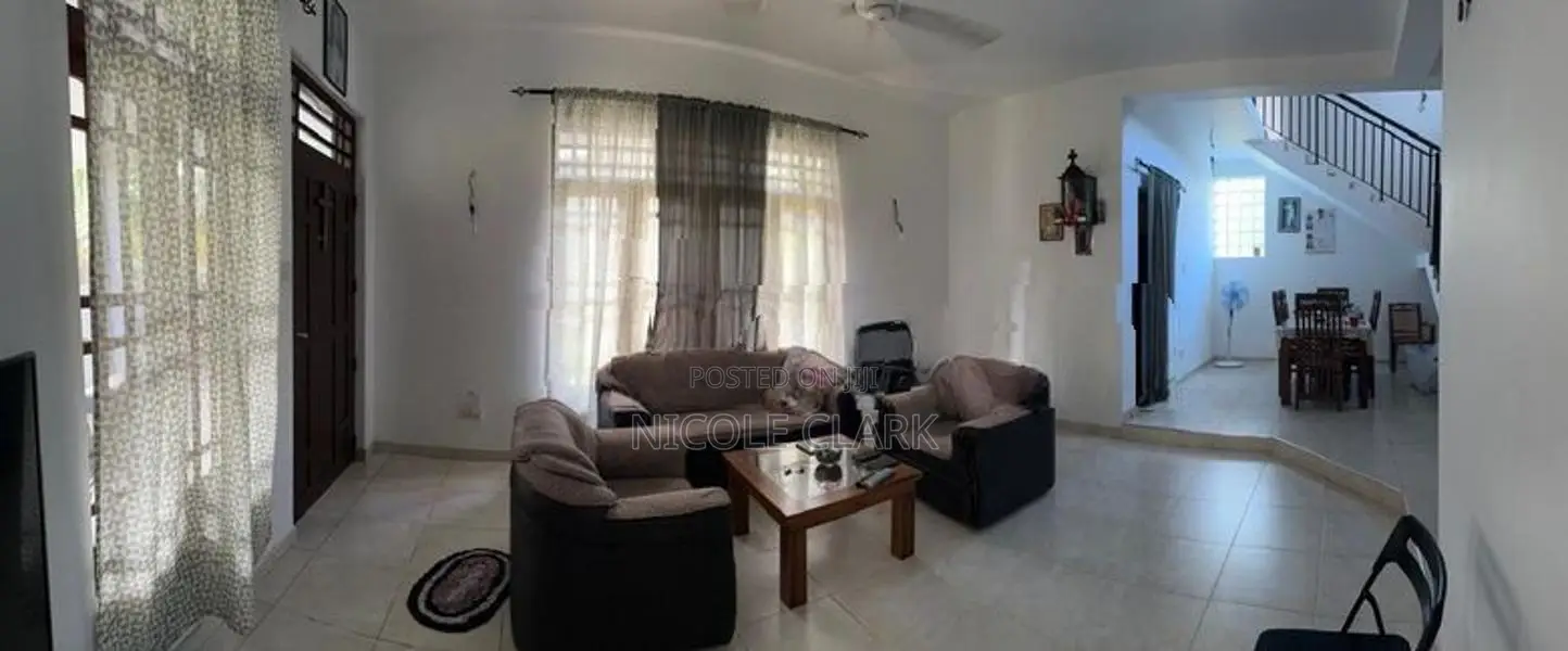 2 Story House for Sale in Welimapitiya