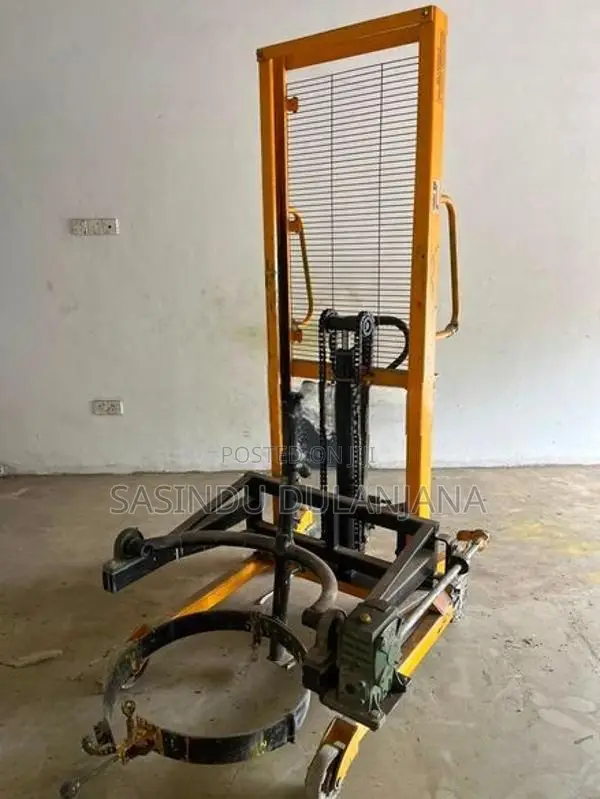 Manual Stacker Fork lift 1.5 ton