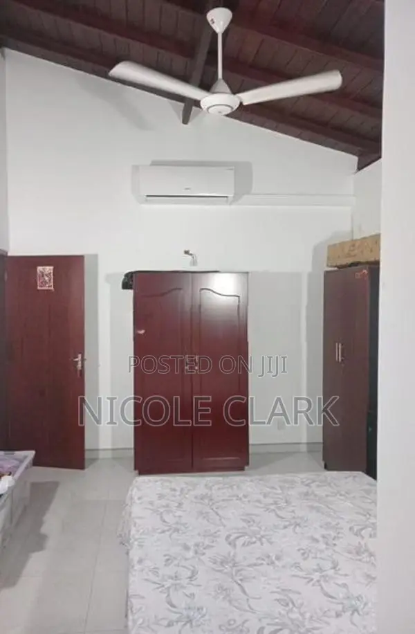 2 Story House for Sale in Welimapitiya