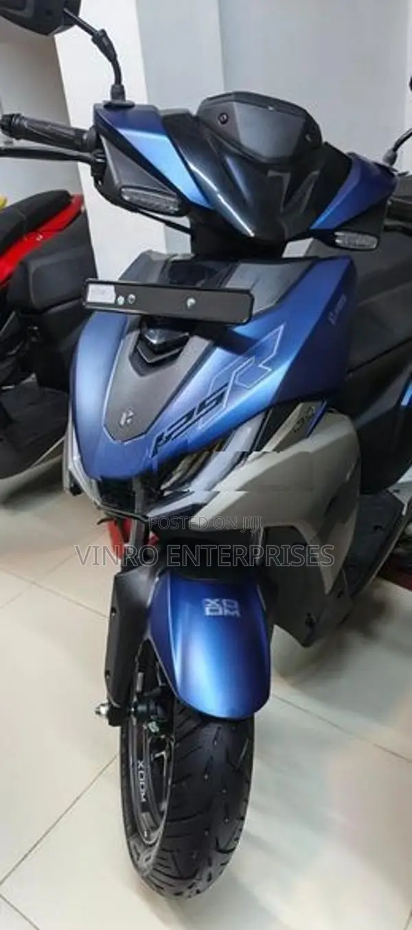 Hero XOOM 125R 2026