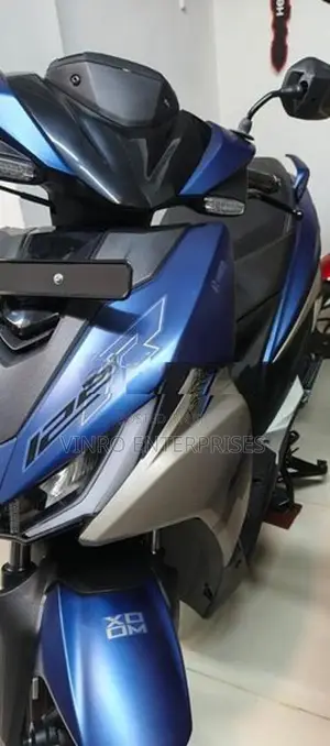 Hero XOOM 125R 2026