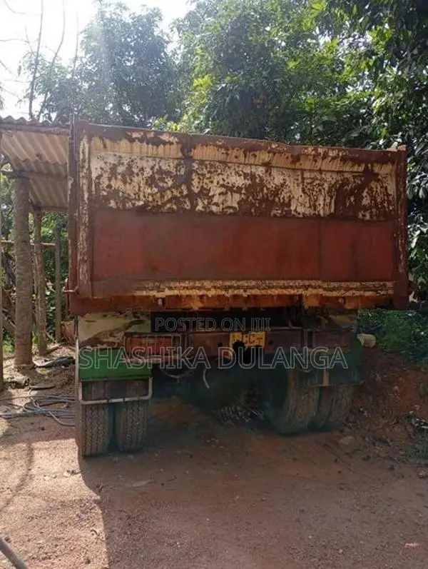 Tata 1613 2006