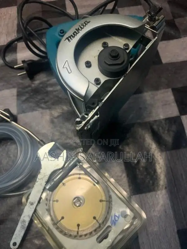 Makita 4100NH Handheld Marble Cutter
