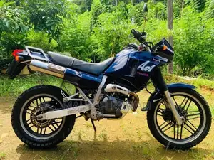 Honda AX1 2006