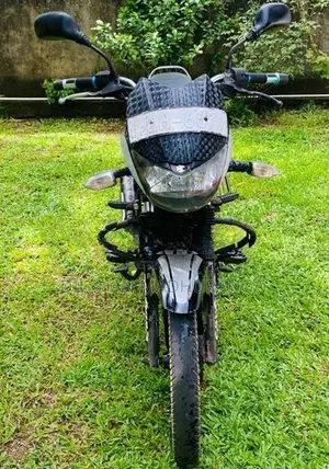 Bajaj XCD 125 DTS-Si 2008