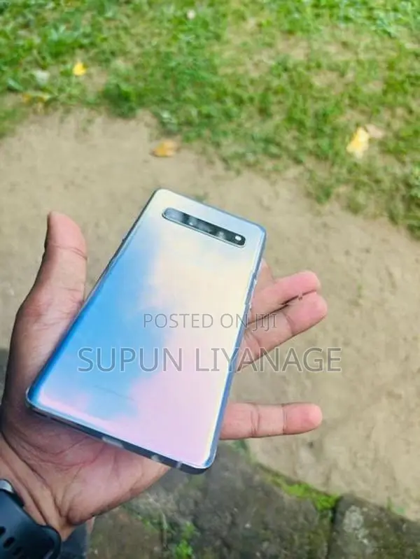Samsung Galaxy S10 Plus (Used)