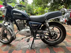 Suzuki GN 125 2010