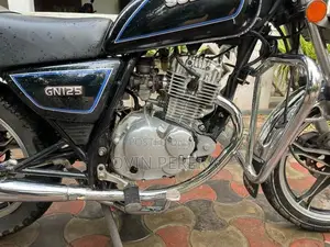 Suzuki GN 125 2010