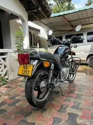 Suzuki GN 125 2010