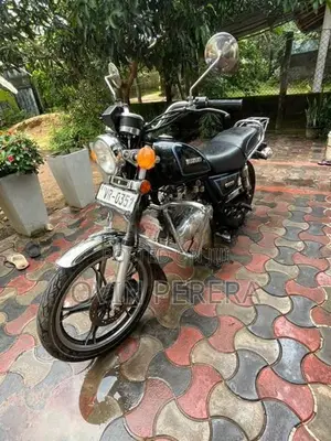 Suzuki GN 125 2010