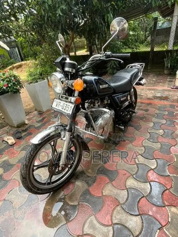 Suzuki GN 125 2010
