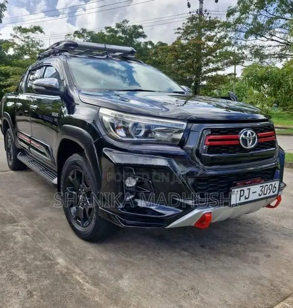 Toyota Hilux Rocco 2019