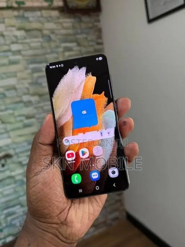 Samsung Galaxy S21 8GB 256GB 5G (Used)