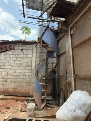 යකඩ පඩිපෙල්