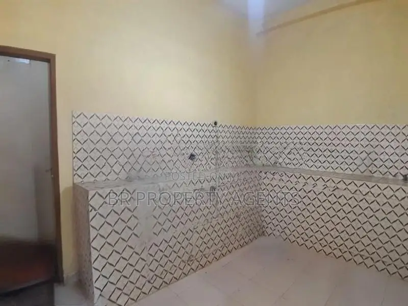 Two Story House for Sale in Wellampitiya