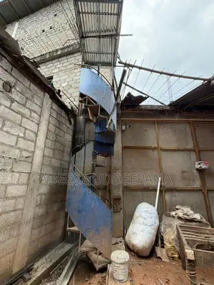 යකඩ පඩිපෙල්