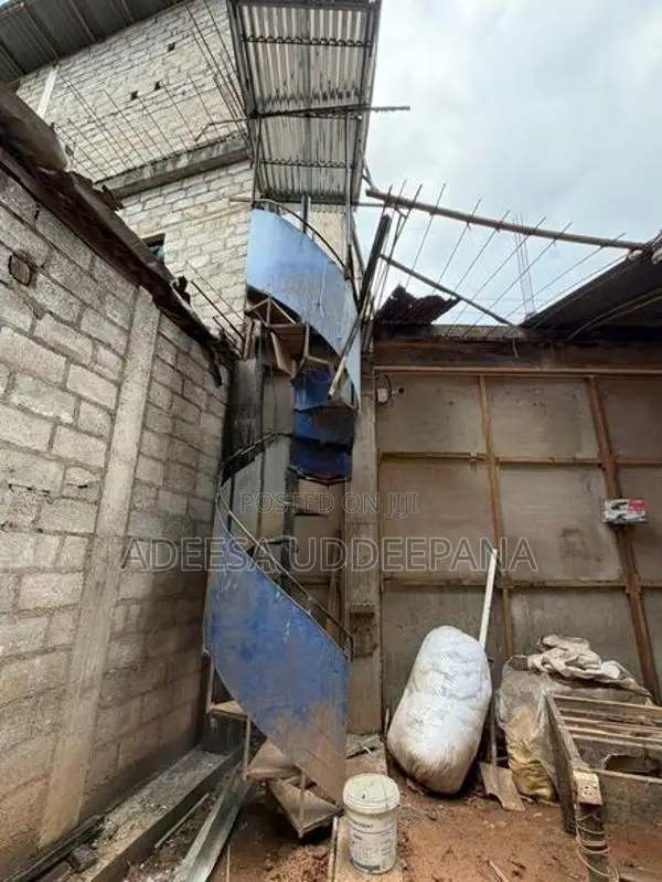යකඩ පඩිපෙල්