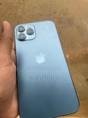 Apple iPhone 12 Pro Max 𝟏𝟐𝟖𝐆𝐁 (Used)