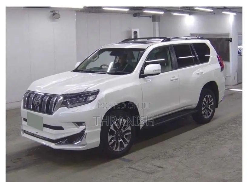 Toyota Land Cruiser Prado 150 2023