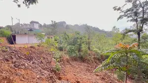 සුපිරි ඉඩමක් ඇල්ල