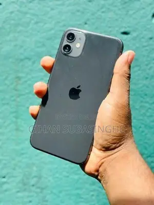 Apple iPhone 11 128GB (Used)