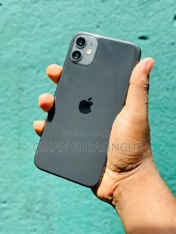 Apple iPhone 11 128GB (Used)