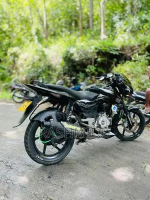 Bajaj Pulsar 150 2016