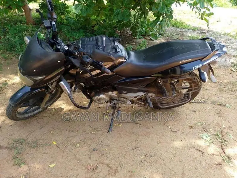Bajaj Pulsar 150 2016