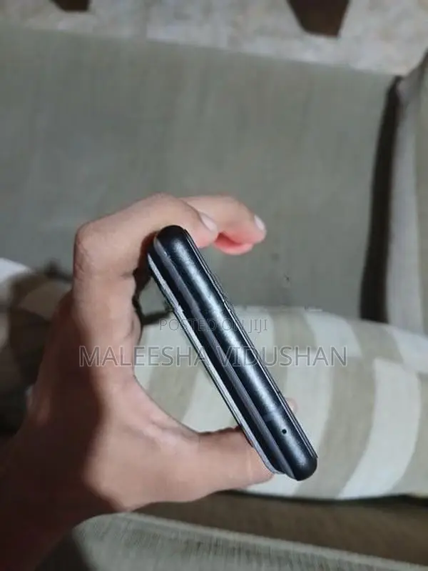 Google Pixel 6 (Used)