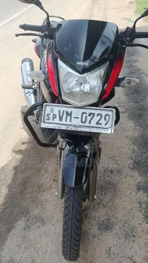 Hero HF Deluxe 2004