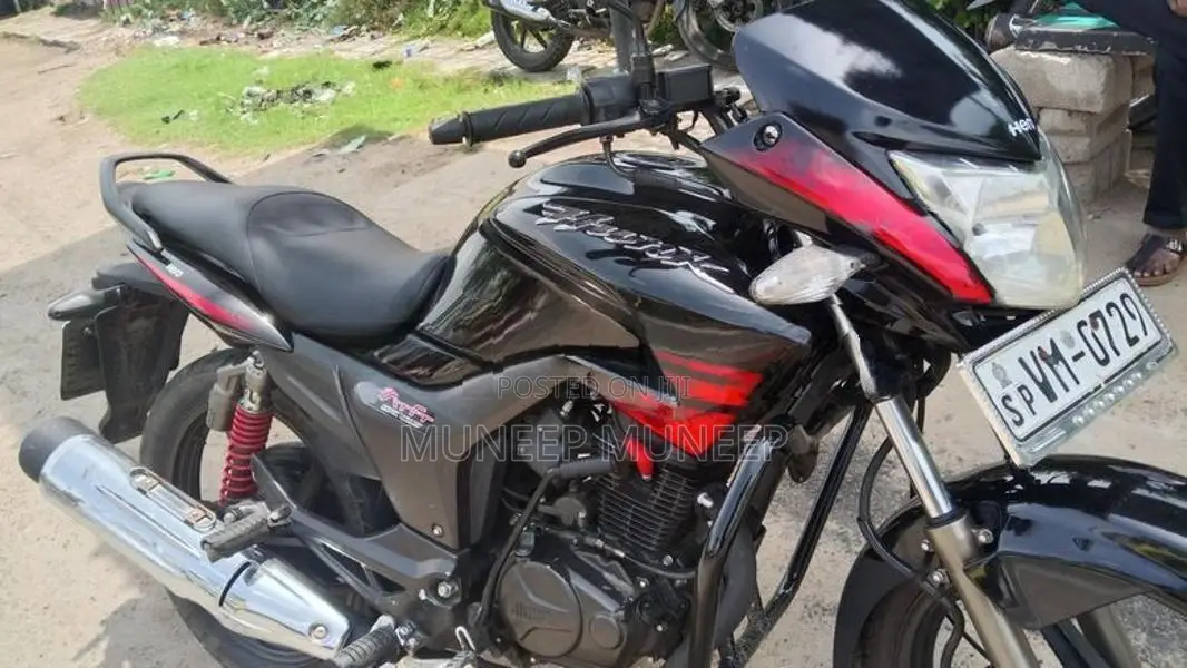 Hero HF Deluxe 2004