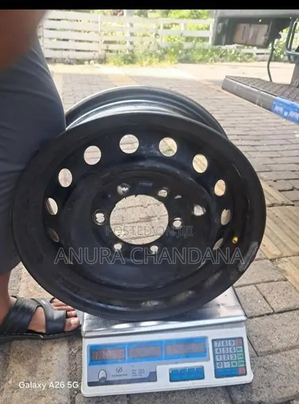 Toyota KDH Japan Rim Set 15