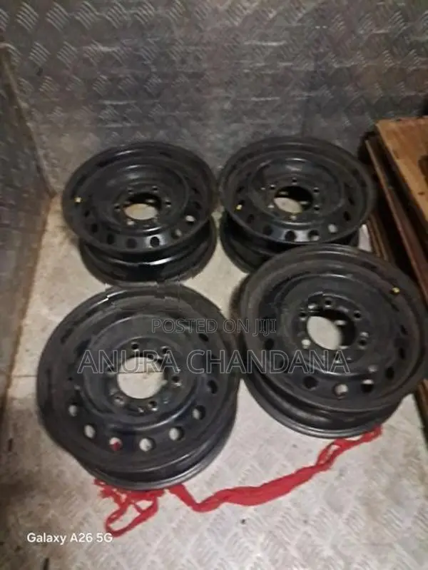 Toyota KDH Japan Rim Set 15