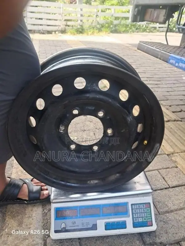 Toyota KDH Japan Rim Set 15