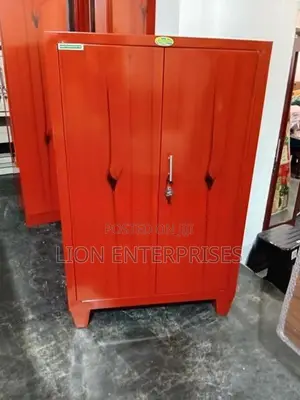 4×2.5 Ft Steel half cupboards new