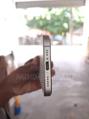 Apple iPhone 15 (Used)