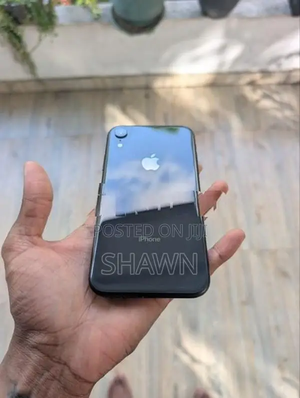 Apple iPhone XR 64GB (Used)