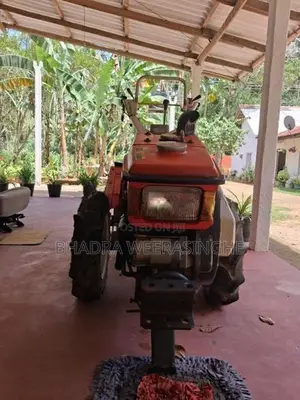 Kubota K75 2012