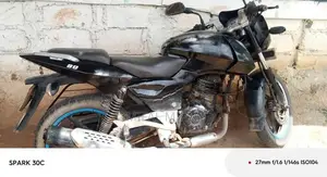 Bajaj Pulsar 180 2012