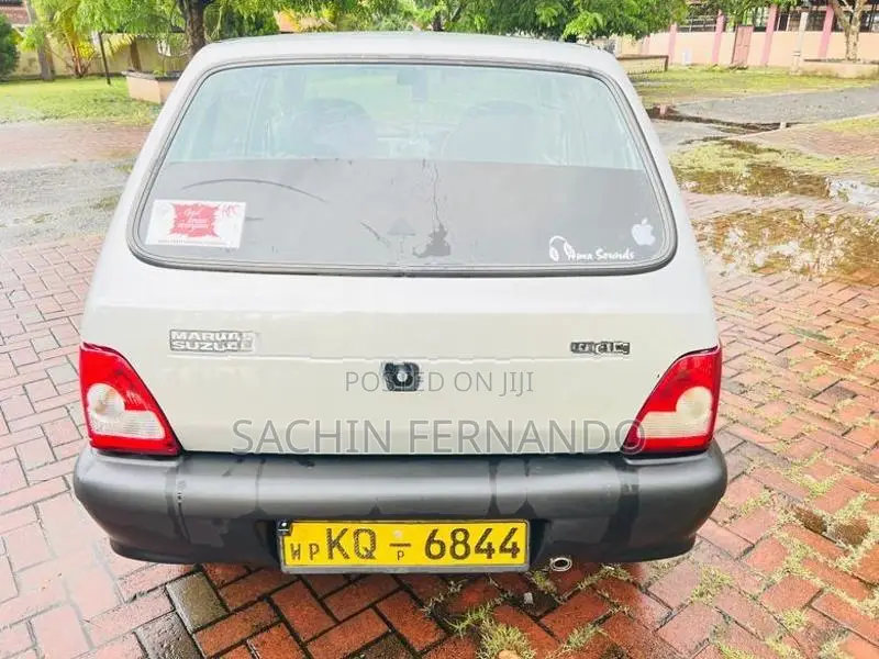 Maruti Suzuki 800 2011