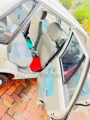 Maruti Suzuki 800 2011