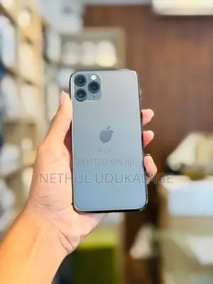 Apple iPhone 11 Pro 256GB (Used)