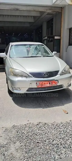 Toyota Camry 2004