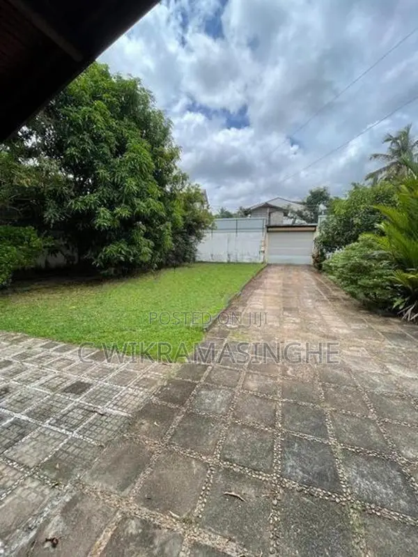 House for Sale in Battaramulla, Koswatte